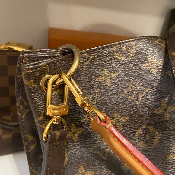 SOLD 🛑Louis Vuitton Métis Hobo Bag - Picture 7 of 16